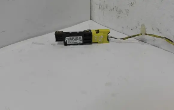 Volkswagen Phaeton Airbag deployment crash/impact sensor 4B0959643E 0232H29DUBVY
