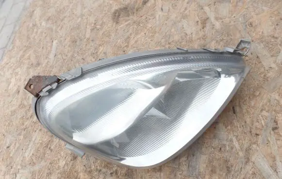Mercedes-Benz A W168 Headlight/headlamp 1305235593 A1688201861