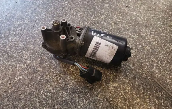 Mercedes-Benz Vito Viano W638 Wiper motor