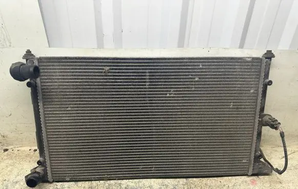Ford Galaxy Coolant radiator 7M3121253B