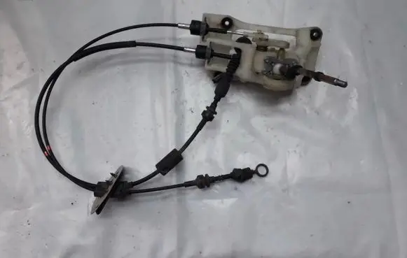 KIA Ceed Gear shift cable linkage