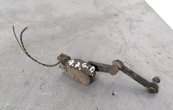 Audi Q7 4L Headlight/headlamp level sensor 7L0616571B