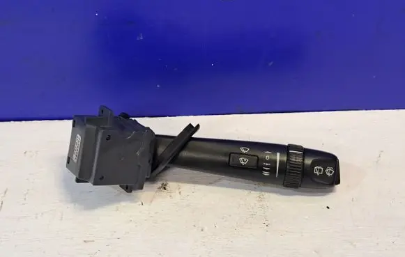 Volvo XC90 Wiper control stalk 30768101