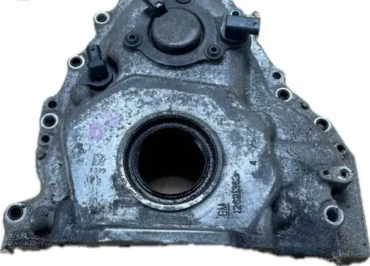 Cadillac Escalade IV Timing chain cover 12621363
