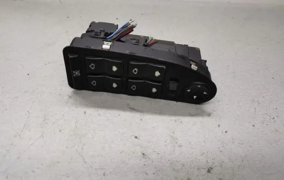 BMW 5 E39 Electric window control switch