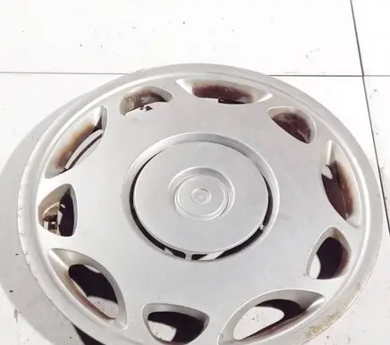 BMW 3 E36 R15 wheel hub/cap/trim 36131180104