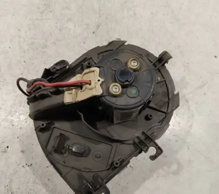 Peugeot Expert Heater fan/blower 1401366880