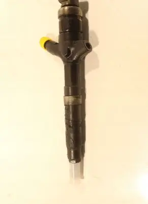 Toyota Avensis T250 Fuel injector