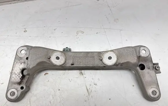 BMW M2 F87 Gearbox mounting bracket 185747