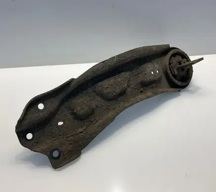 Mercedes-Benz B W246 W242 Rear control arm A2463500506 2463500506