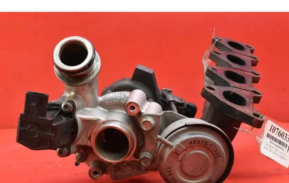 Volkswagen Golf Plus Turbo system vacuum part 03C145701R
