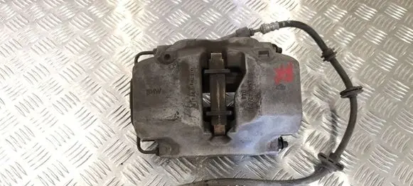 BMW 5 G30 G31 G38 Front brake caliper 688373601