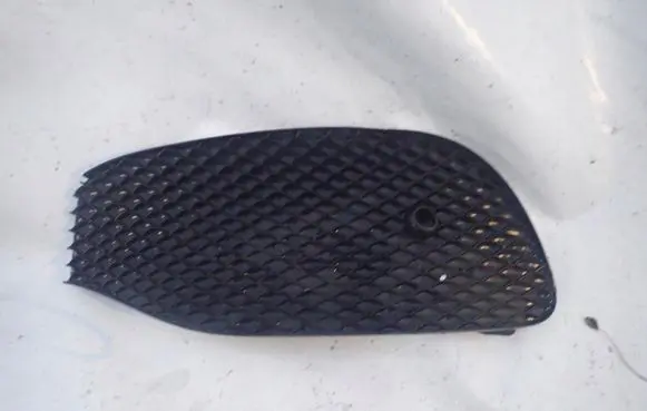 Mercedes-Benz E W213 Front bumper lower grill
