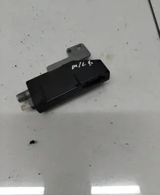 Mercedes-Benz ML W163 Aerial antenna amplifier 16267069 9CFMFR1327201547