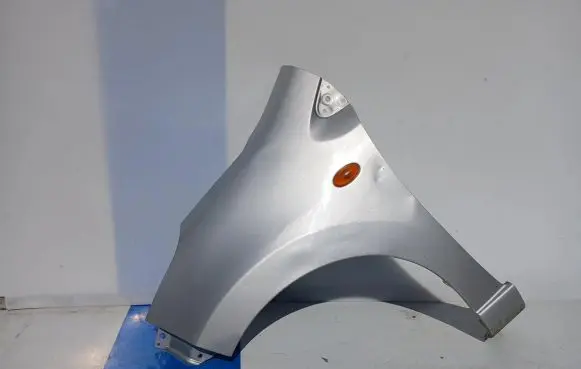 Nissan Pixo Fender
