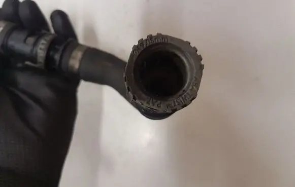 Volvo V40 Engine coolant pipe/hose PA66GF30