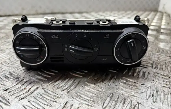 Mercedes-Benz B W245 Climate control unit A1698301585