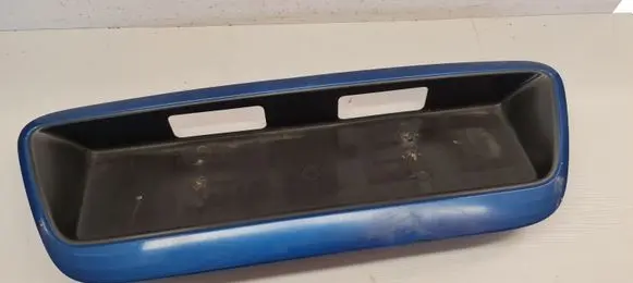 Trunk door license plate light bar
