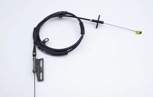 Mitsubishi Galant Throttle cable 