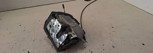 Front door lock