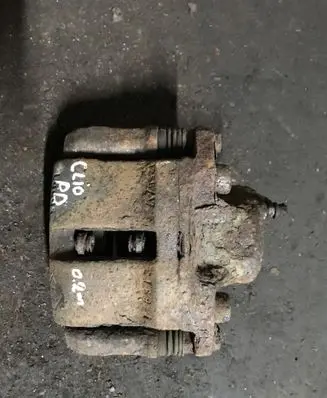 Renault Clio II Front brake caliper