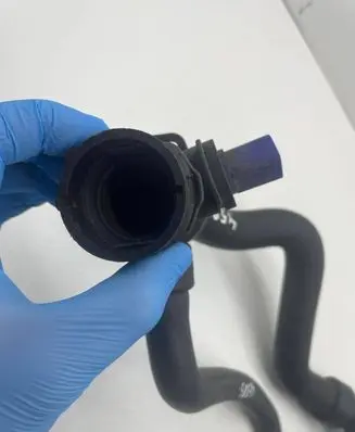Volkswagen PASSAT B5.5 Engine coolant pipe/hose 8d0121049H 06B121121