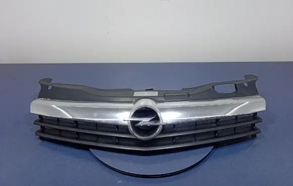 Opel Astra H Front grill 13108460