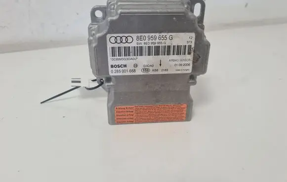 Audi A4 S4 B7 8E 8H Airbag control unit/module 8E0959655G