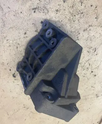 Ford Fiesta Power steering pump mounting bracket 2S6E3K738AB