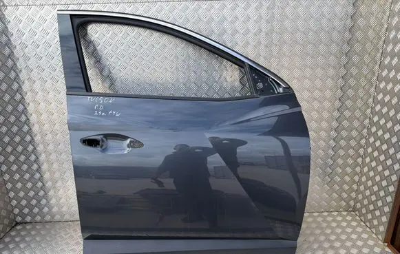 Hyundai Tucson IV NX4 Front door 