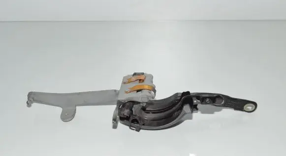 BMW 5 F10 F11 Tailgate/trunk/boot hinge 7206640 7206642