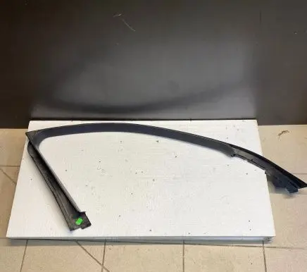 BMW 5 F10 F11 Other front door trim element 7182012 60829010