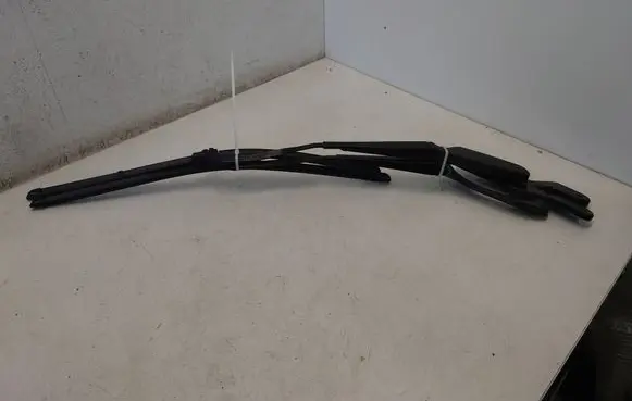 Mercedes-Benz C W204 Front wiper blade arm A2048200044 A2048201544 2048200044