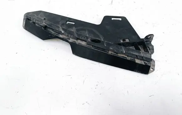Volvo S80 Front bumper mounting bracket 30796388