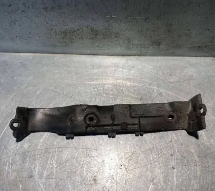 Mercedes-Benz E W124 Other engine bay part