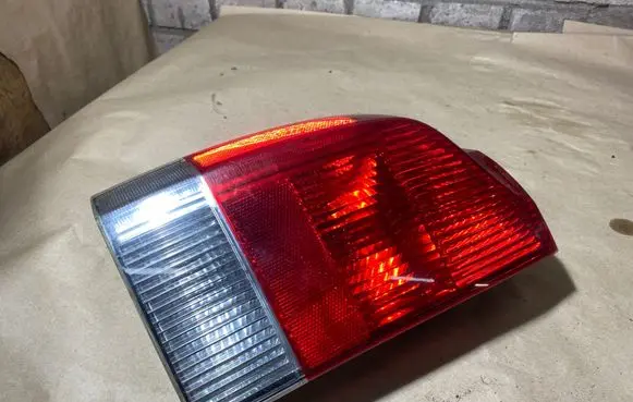 Rear/tail lights