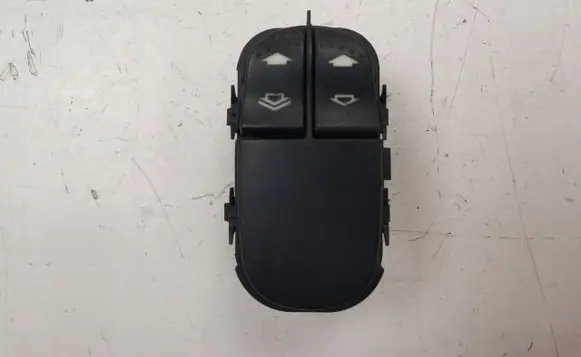 Ford Focus Quarter vent window switch 