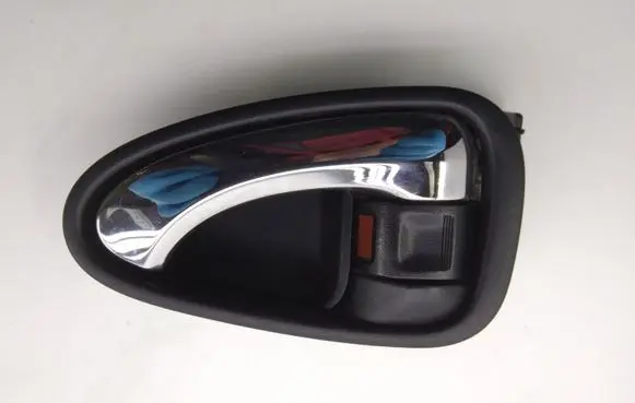 Toyota Avensis T270 Front door interior handle