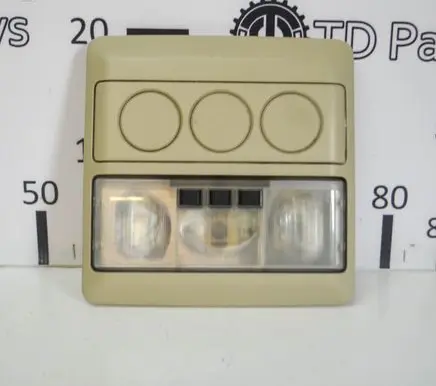 Land Rover Discovery 3 - LR3 Front seat light XDE500420LUM