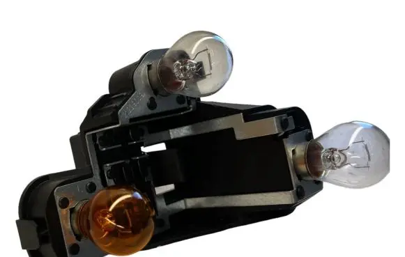 Volvo V40 Tail light bulb cover holder 31290851