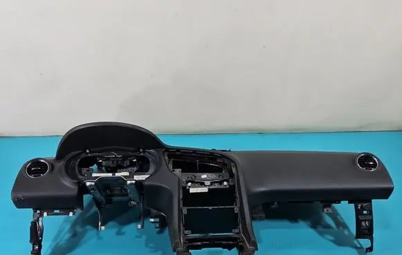 Peugeot 5008 Dashboard IMPRK1526759