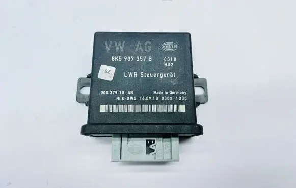 Audi A5 8T 8F Light module LCM 8K5907357B 00837918AB