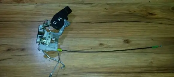 Citroen C1 Front door lock Nenustatyta