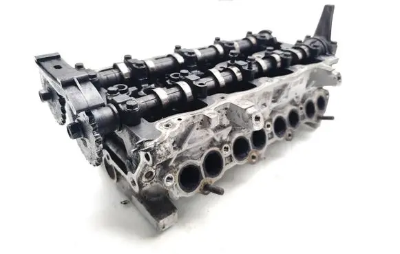 Hyundai ix35 Engine head 221112A200