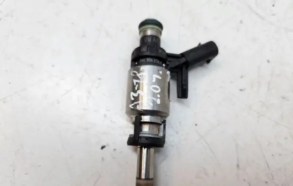 Audi A3 S3 8V Fuel injector 06L906036K