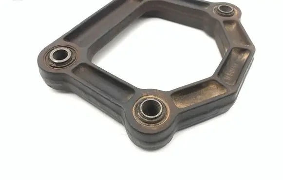 Jaguar XK8 - XKR Rear differential/diff mount bracket MNB2841AA