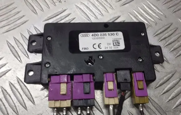 Audi A2 Sound amplifier 4D0035530C