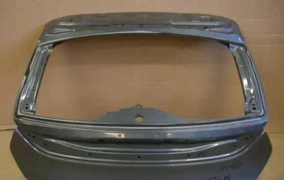 Volvo V40 Tailgate/trunk/boot lid