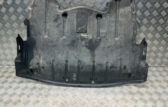 BMW X5 E70 Engine splash shield/under tray 