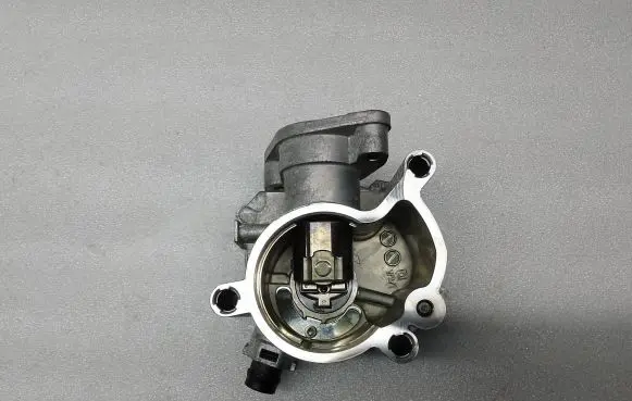 Vacuum pump